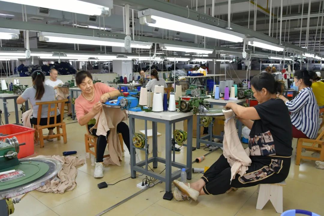 跨越两千公里扎风筝非遗世家改服蝶变秀