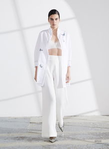 焕然一“装” 从改变服装开始，拥抱人生的每一次改版